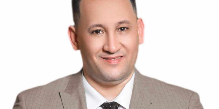 الخبير الاقتصادي الدكتور أشرف غراب