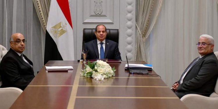 اجتماع الرئيس السيسي بوزير العدل ورئيس الهيئة القومية للتأمين الاجتماعي