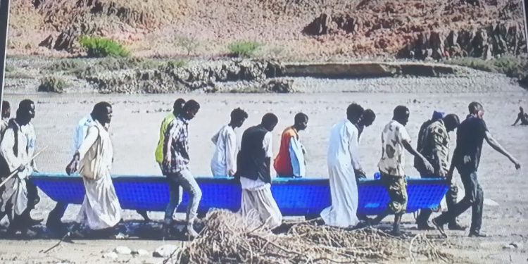 نزوح المواطنين بعد انهيار سد السودان