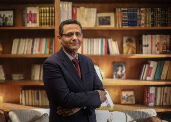 الكاتب الصحفي خالد البلشي نقيب الصحفيين