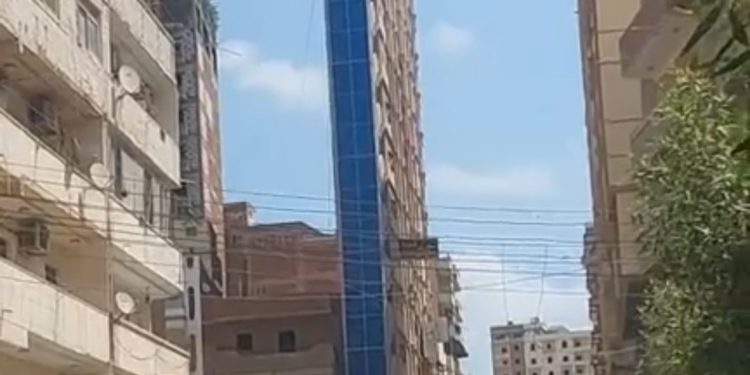 عمارة المحلة العجيبة