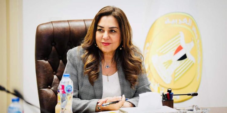 وزيرة التنمية المحلية الدكتورة منال عوض