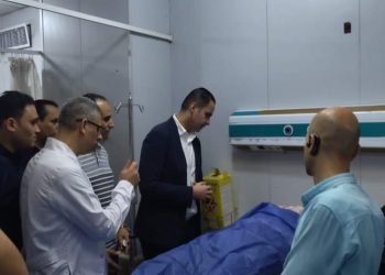 جانب من تفقد مصابي حادث قطاري الزقازيق