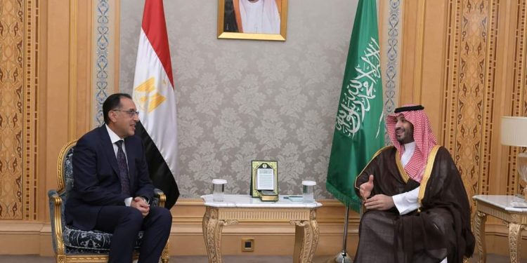 لقاء رئيس الوزراء مع ولي العهد السعودي الأمير محمد بن سلمان