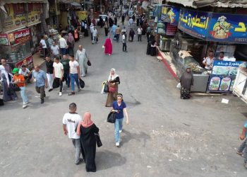 الباعة الجائلين في شارعي بورسعيد والنقراشي