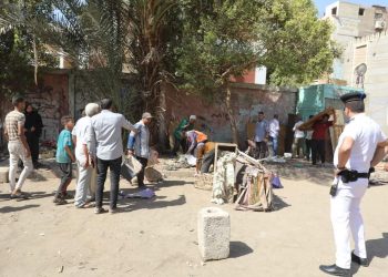 جانب من حملات إزالة الاشغالات بالمنيا