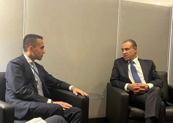 جانب من لقاء وزير الخارجية مبعوث الاتحاد الأوروبي لدول الخليج لويجي دي مايو