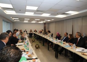 اجتماع الدراسات العليا بجامعة عين شمس