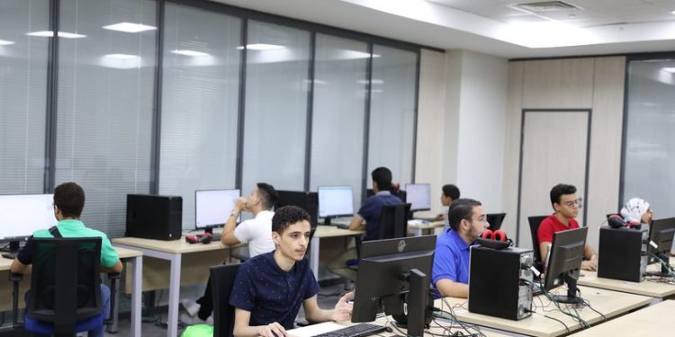 الحدود الدنيا للشعب الادبية للثانوية العامة