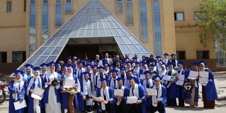 حفل تخرج الدفة الاولى بجامعة الفيوم