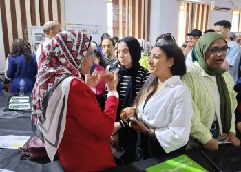 فنون تطبيقية جامعة حلوان تنظم المعرض التسويقي لبرامجها