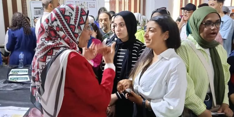 فنون تطبيقية جامعة حلوان تنظم المعرض التسويقي لبرامجها