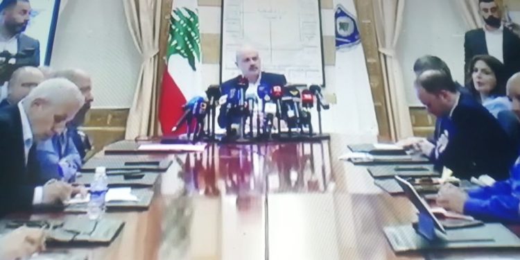 مؤتمر صحفي لوزير داخلية لبنان