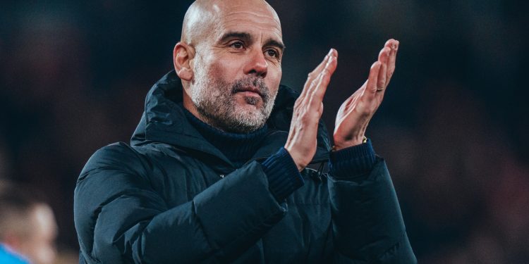 بيب جوارديولا المدير الفني لمانشستر سيتي