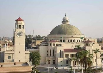 طالب بطب القاهرة يتخلص من حياتة بالمدينة الجامعية