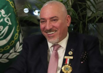 السفير أحمد عباس الحسني