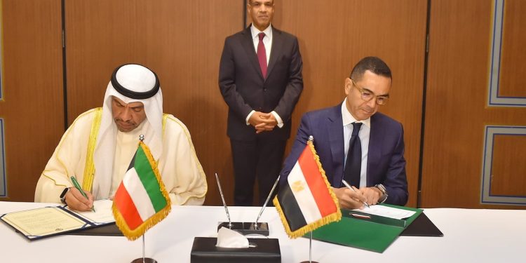 الجانب الكويتي والجانب المصري