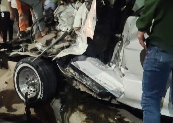 جانب من حادث التصادم أعلى كوبري النيل