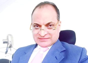 الدكتور علاء عزت