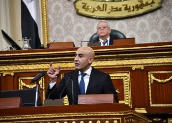 وزير التعليم محمد عبد اللطيف أثناء إلقاء بيانه أمام مجلس النواب