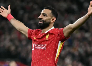محمد صلاح لاعب نادي ليفربول