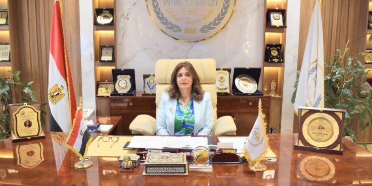 الدكتورة شادن معاوية رئيس جامعة مدينة السادات