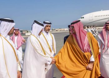وصول وزير الداخلية السعودي إلى الدوحة