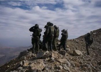 القوات الإسرائيلية على جبل الشيخ السوري