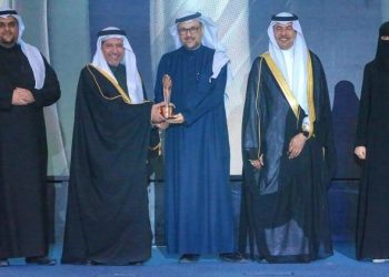 مستشفى الملك فيصل التخصصي يتوج بجائزة التميز العالمي في مجال التقنية لعام 2024