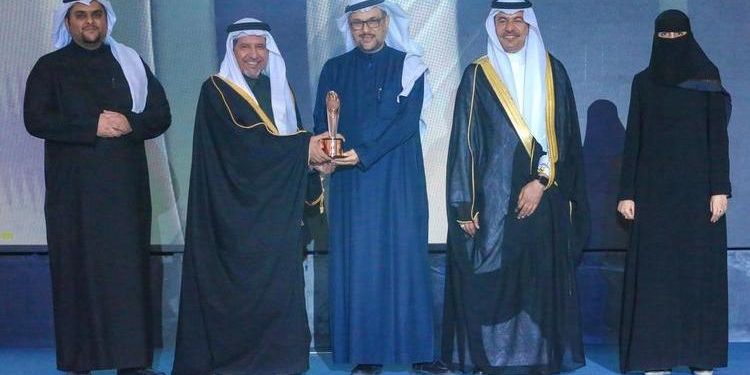 مستشفى الملك فيصل التخصصي يتوج بجائزة التميز العالمي في مجال التقنية لعام 2024