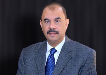 محافظ سوهاج اللواء دكتور عبد الفتاح سراج