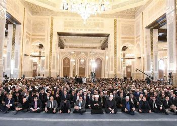 وزير الأوقاف وكبار رجال الدولة يشهدون أول جمعة بمسجد مصر الكبير بالعاصمة الإدارية