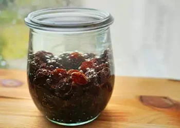 ماء الزبيب
