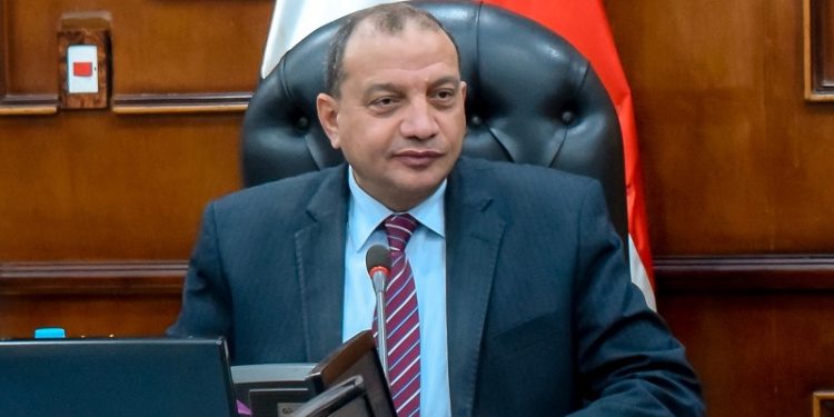 رئيس جامعة بنى سويف الدكتور منصور حسن