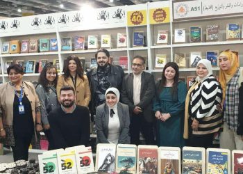 أميره فتحي تحضر حفل توقيع رواية "الملثم"