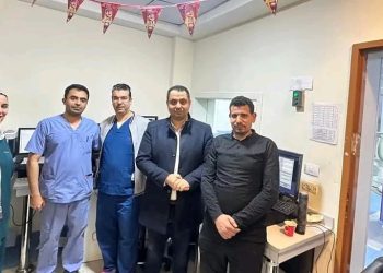 مدير مستشفى بني سويف التخصصي والطاقم الطبي