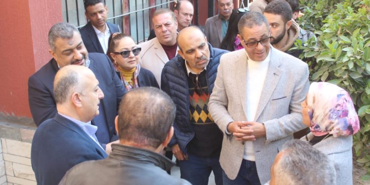 تيتان مصر تنفذ مشروعات تنمية لقاطني وادي القمر وتفتتح مسجداً