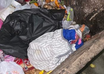 في صندوق القمامة .. العثور على رضيع ببني سويف