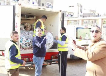 مستقبل وطن ببني سويف يوزع آلاف البطاطين ضمن مبادرة شتاء دافيء