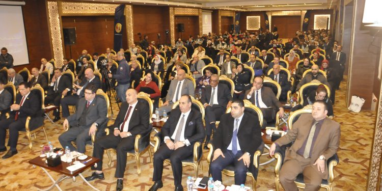 ندوة التحديات العالمية والإقليمية في ظل التوازنات الجديدة: استراتيجية المواجهة والتكيف لحزب حماة الوطن بالجيزة