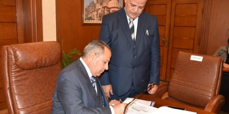 محافظ بورسعيد يعتمد نتيجة الشهادة الاعدادية للفصل الدراسي الأول