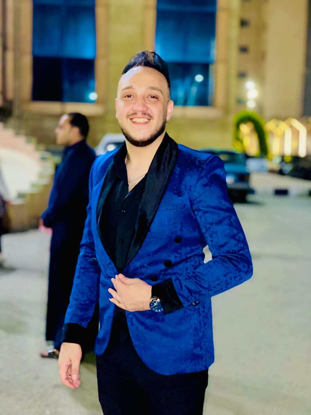 المطرب الشاب حاتم المصري 