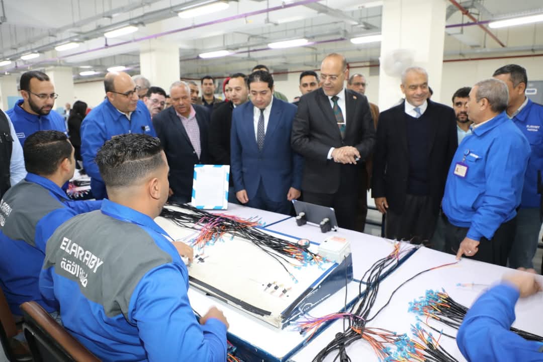 لقاء وزير العمل ونائب محافظ بني سويف والمهندس محمد العربي 