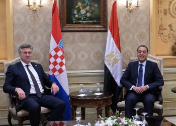 مدبولي يستقبل نظيره رئيس وزراء كرواتيا والوفد المرافق له 