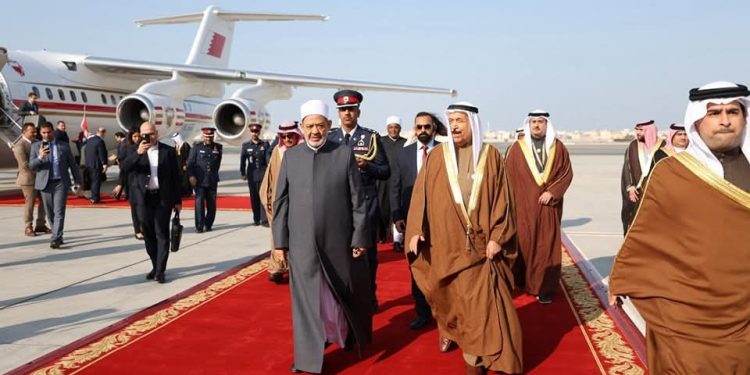 شيخ الأزهر يشارك في فعاليات مؤتمر الحوار الإسلامي بالبحرين