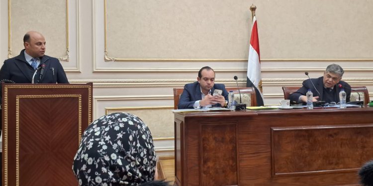النائب عبدالله مبروك أثناء تقديم طلبات الاحاطة