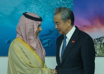 وزير الخارجية السعودي يلتقي نظيره الصيني على هامش اجتماع مجموعة العشرين⁩
