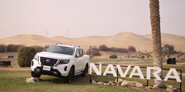 سيارة نيسان NAVARA