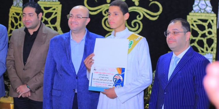 جانب من تكريم حفظة القرآن الكريم بمركز ناصر شمال بني سويف