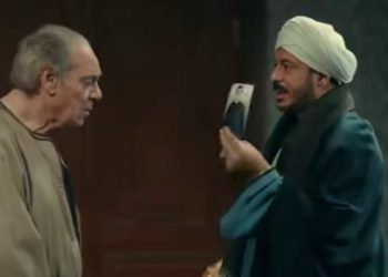 حكيم باشا مع عمه